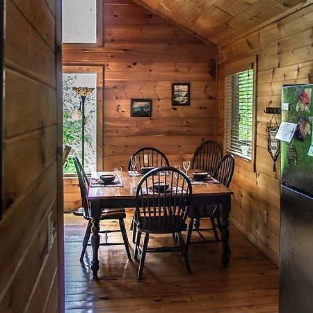 Holly Tree Hideaway - Semi Secluded Mtn Setting Villa Sevierville Buitenkant foto