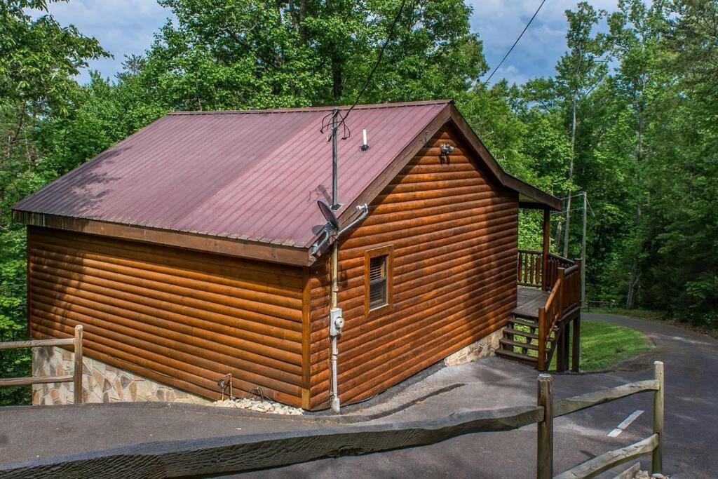 Holly Tree Hideaway - Semi Secluded Mtn Setting Villa Sevierville Buitenkant foto